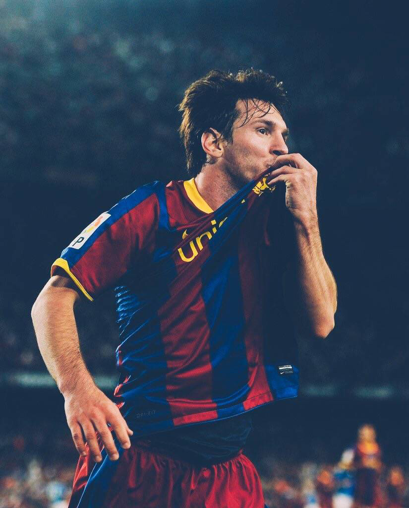 借我不惧碾压的鲜活 借我生猛与莽撞不问明天